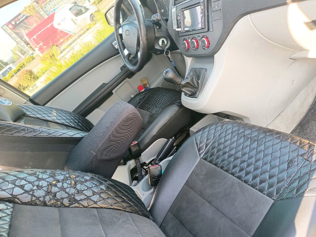 FORD FOCUS C-MAX 1.6D - 11