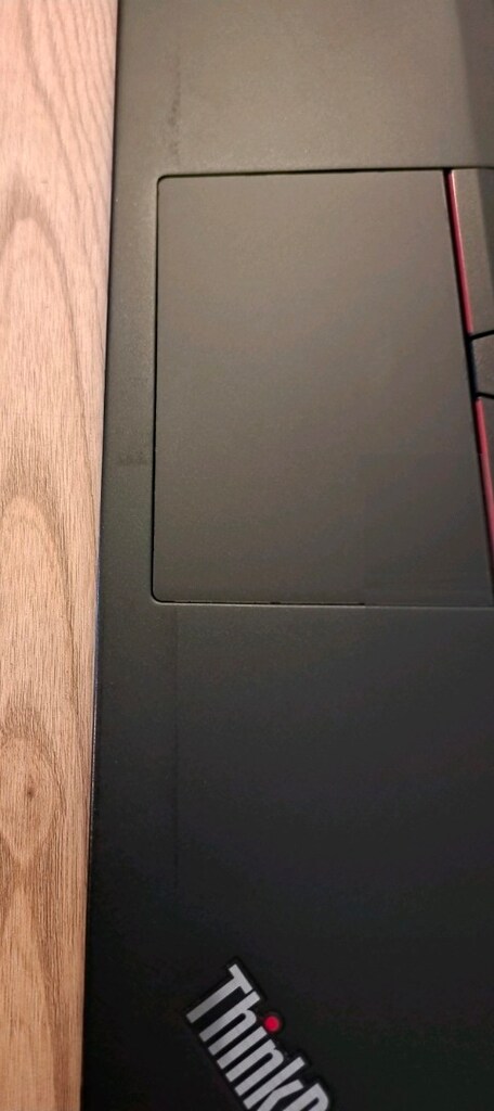 LENOVO ThinkPad X390 LAPTOP - 15