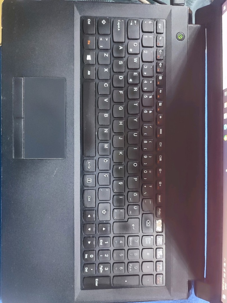 Lenovo Laptop - 3