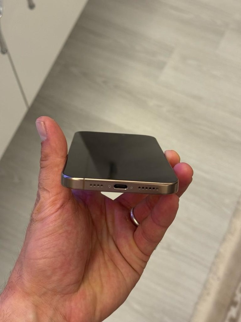 İphone 16 pro max 256 - 2