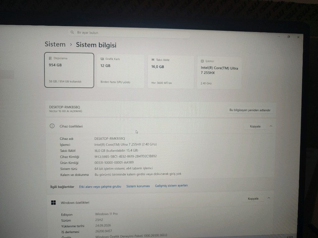 MSI VECTOR 12GB RTX5070Tİ CORE ULTRA 7 255HX 16RAM 1TBSSD 16AY GARANTİ - 8