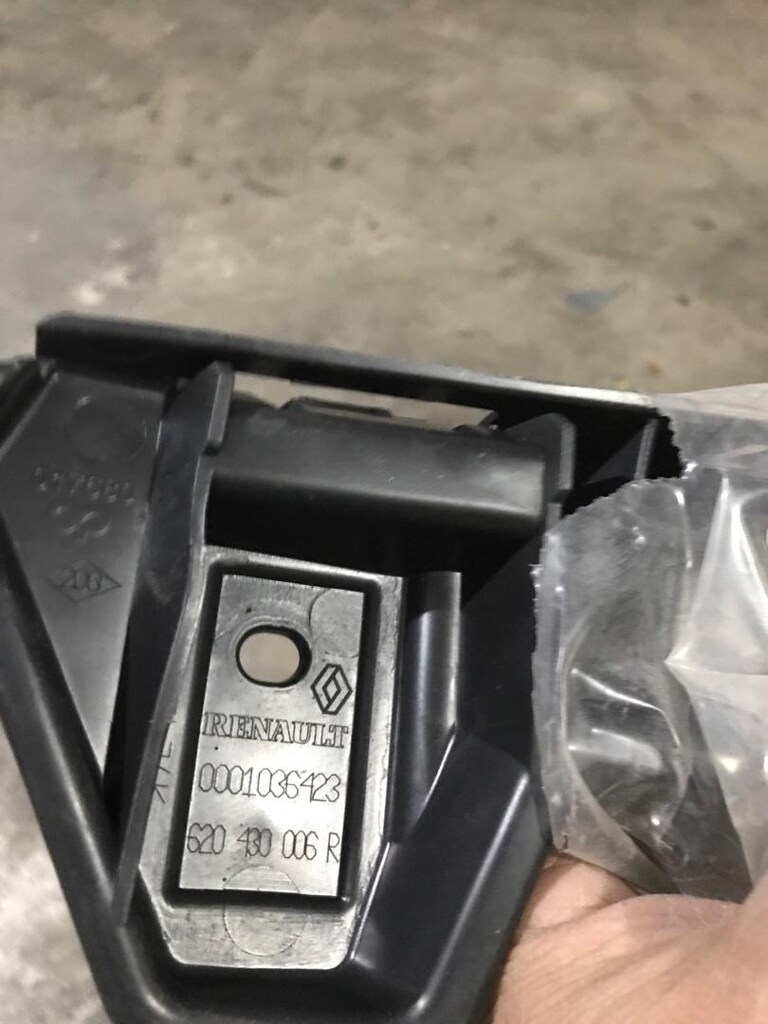 RENAULT MASTER ÖN TAMPON SOL BRAKETİ ORJİNAL SIFIR .parç no:62043006R - 3