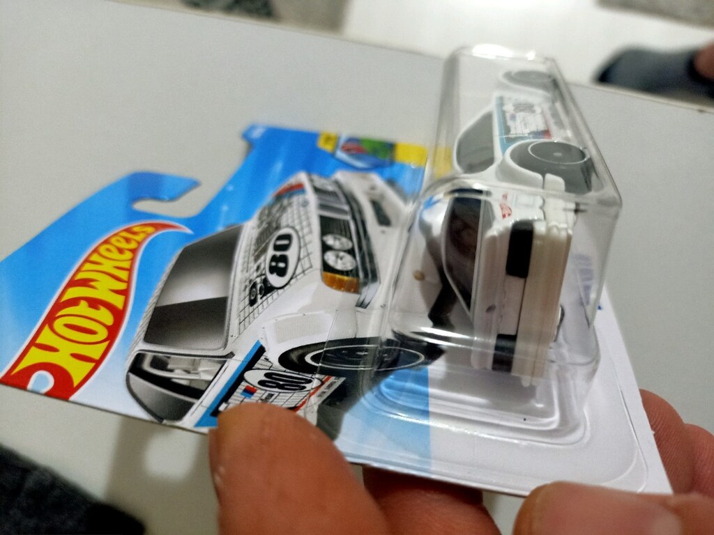 bmw 635 csı hotwhels - 3