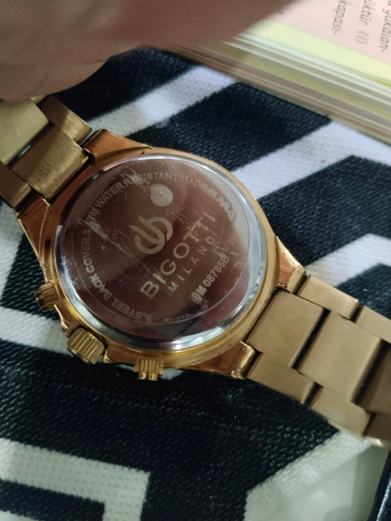 Bigotti Milano Bayan saat - 3