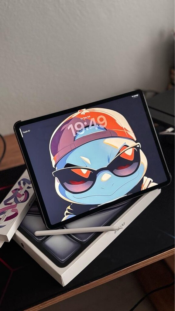 iPad Air 13” M2 256 GB ve Apple Pencil Pro birlikte satılıktır. - 2