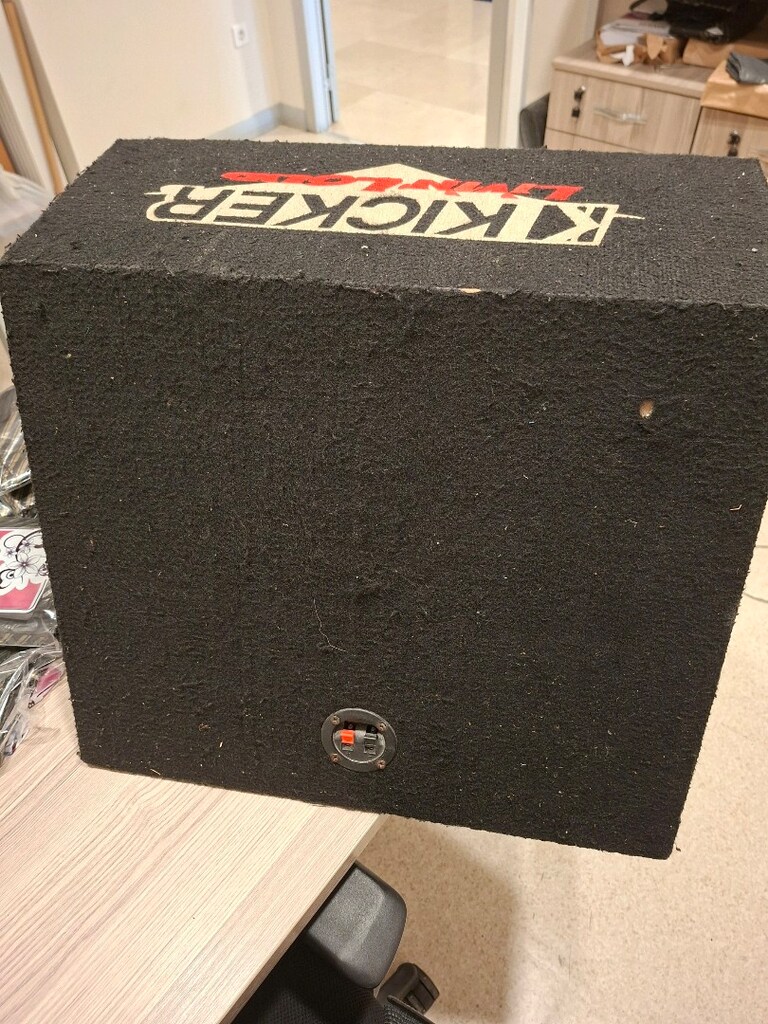 Kicker ES 38 bass Kabinli sorunsuz - 4