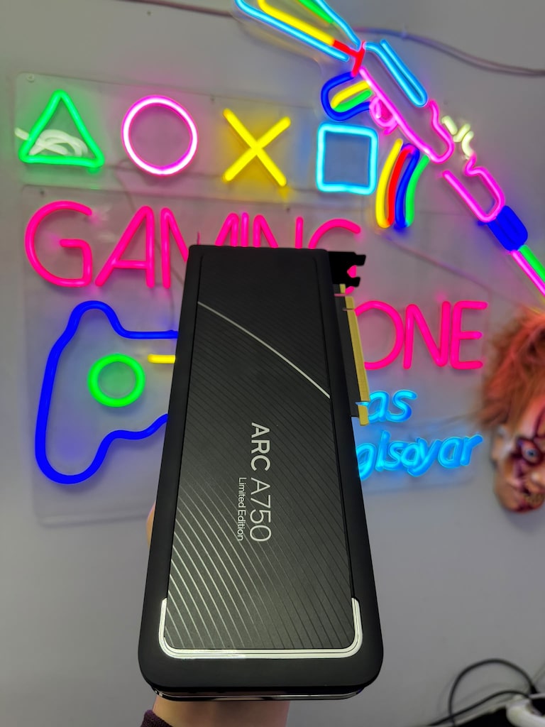 Intel Arc A750 Limited Edition 8GB - 2
