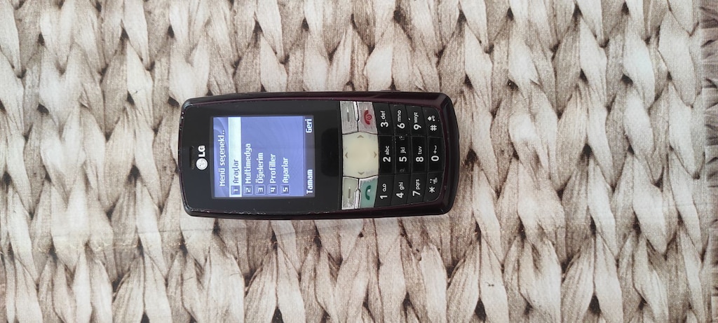 LG KLG KG200 Nostaljik Tuşlu Cep Telefonu – Koleksiyonluk - 5