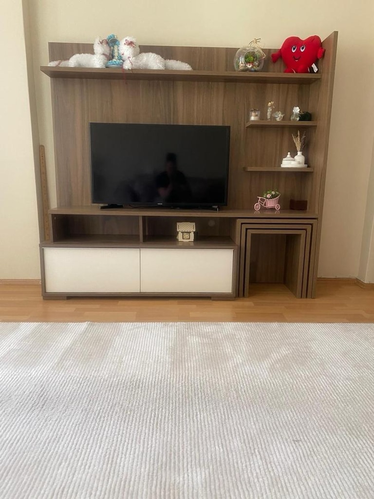 temiz kullanılmıs tv ünitesi - 3