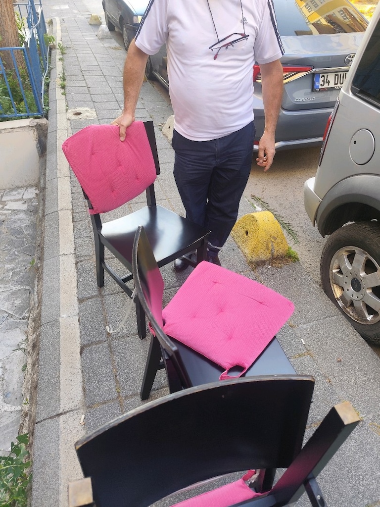 masa 4 adet sandalye - 3