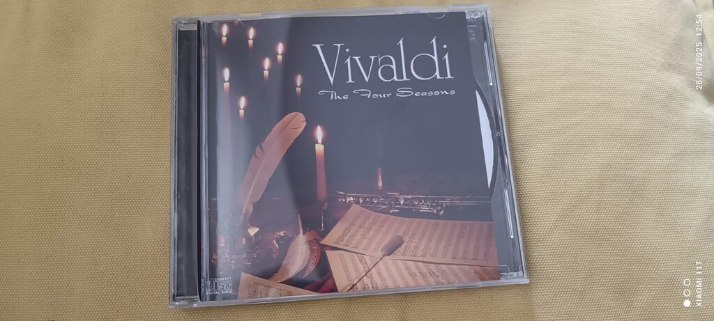 9 ADET-KLASİK VE POP BEST SELLER MÜZİK CD LERİ