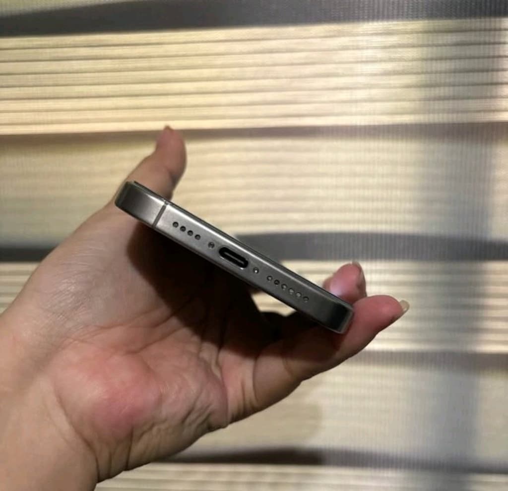 İLK SAHİBİNDEN İPhone 15 PRO MAX - 5