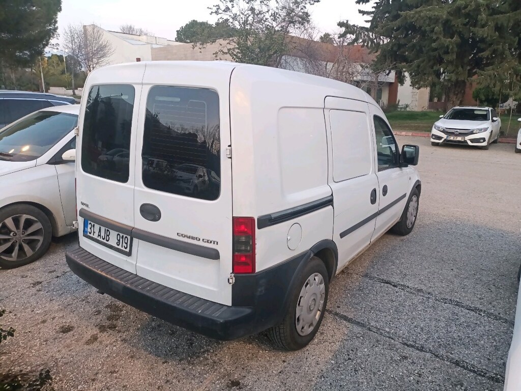 Opel Combo C - 3