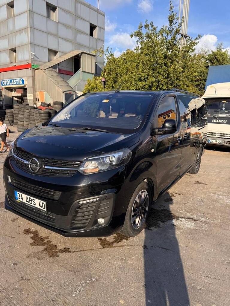 2022 model 107 km hatasız boyasız değişensiz 8+1 cam tavan ful geniş - 2