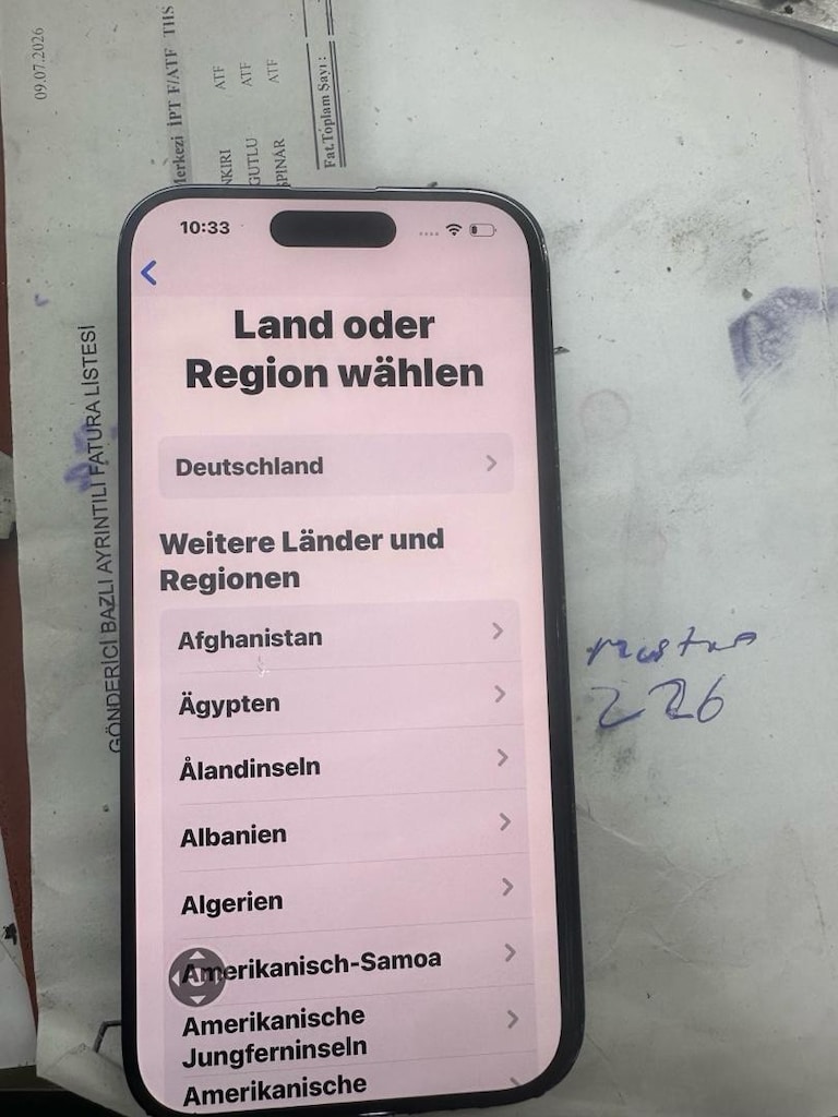 iPhone 15 orjinal çıkma pixelli ekran - 2
