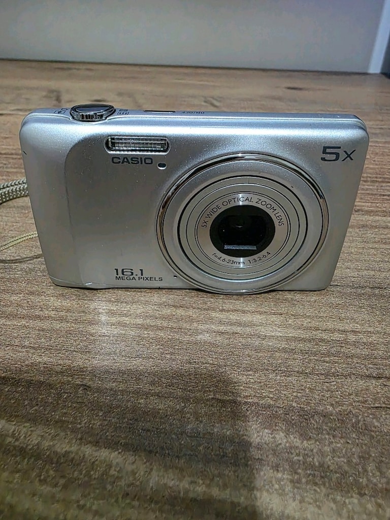 Casio QV-R80 - 3