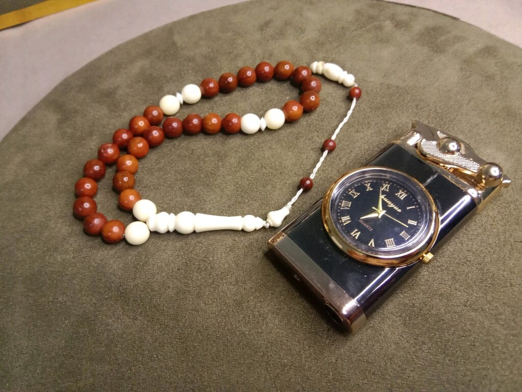 ikili takımlar tespih ve ışıklı saatli çakmak - 6