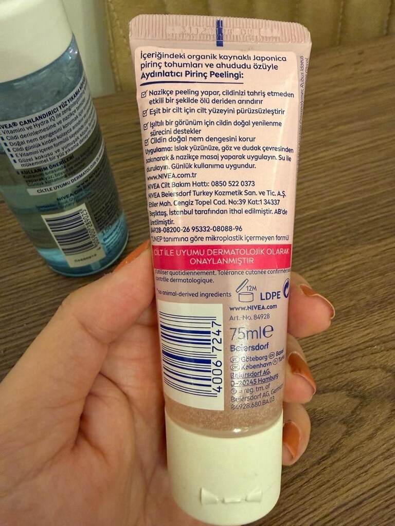 Nivea Yüz Yıkama Köpüğü ve Peeling - 5