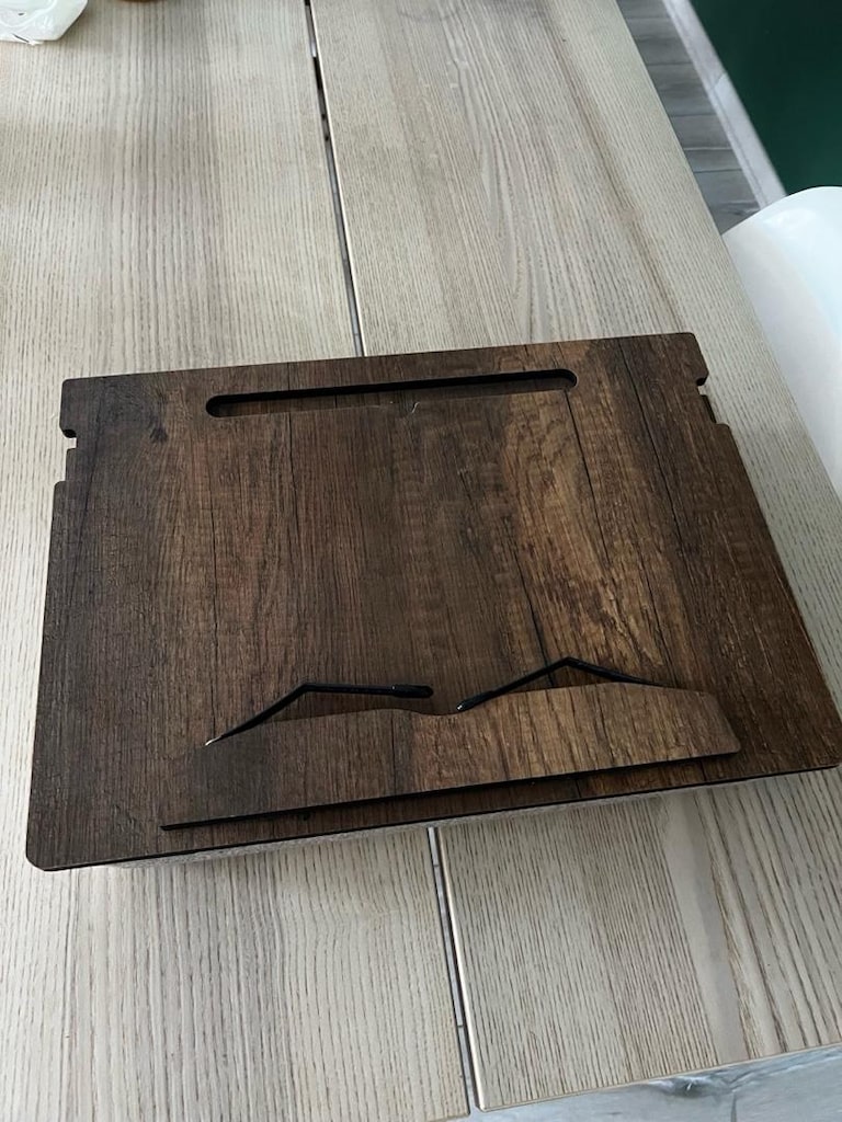 Kitap laptop standı