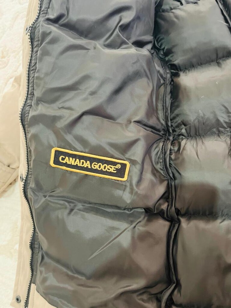 Canada Goose Logolu Mont - 4