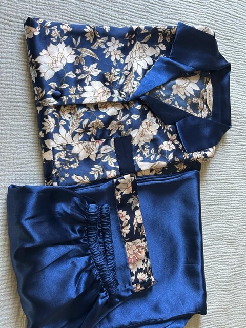 Saten çiçekli pijama takımı