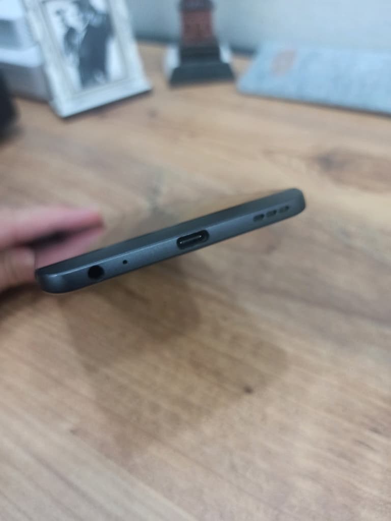 LG V20 64 GB - 3