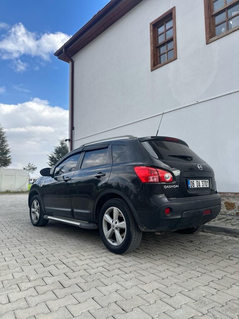 2010 Model Nissan Qashqai - 4