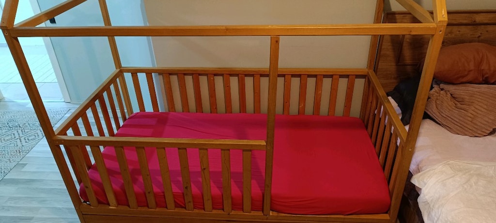 Montessori Yatak Ahşap Çatılı Altı Geniş Çekmeceli - 10