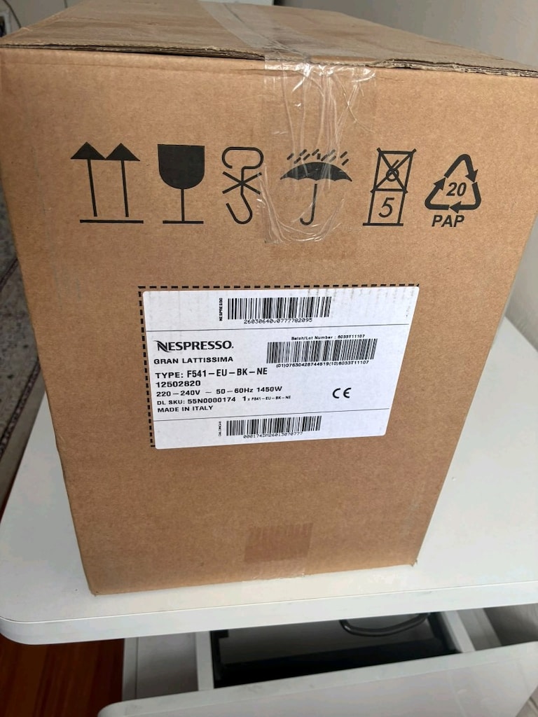 NESPRESSO GRAN LATTİSSİMA F541 MODELİ HİÇ KULLANILMADI - 2