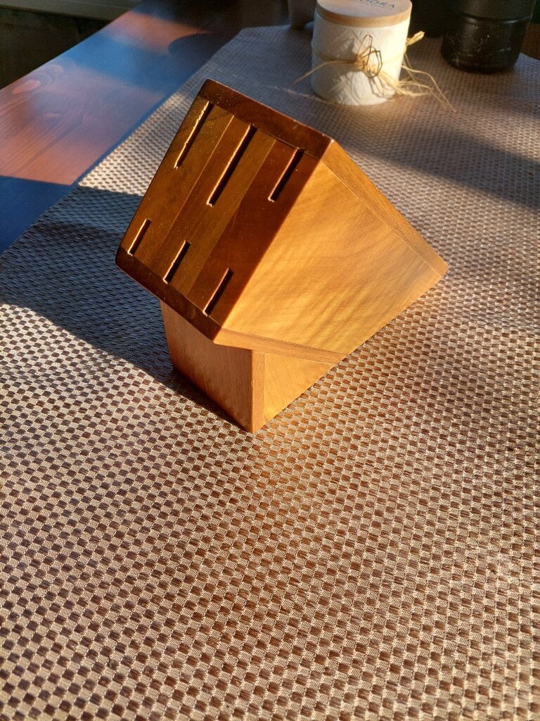 BIÇAK STANDI AHŞAP - 3