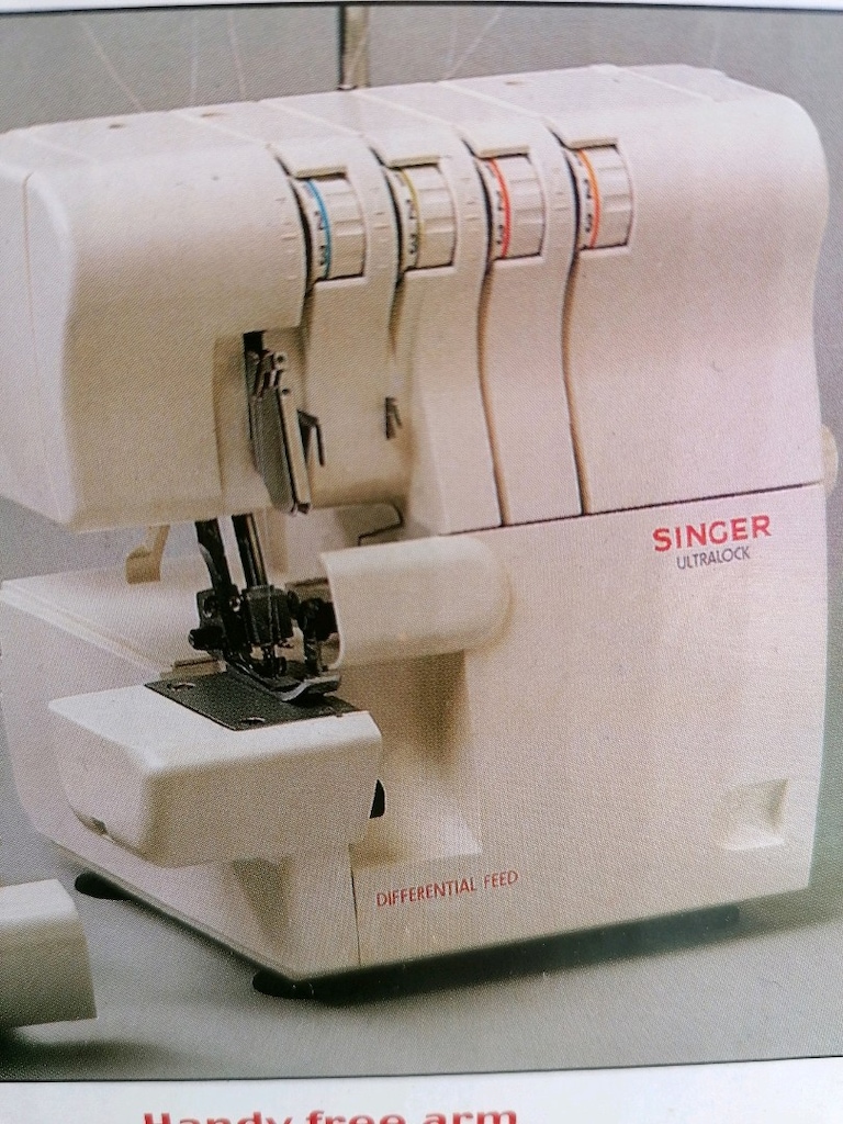 SİNGER overlok makinası - letgo'dan Sıfırından Uygun Fiyata Al