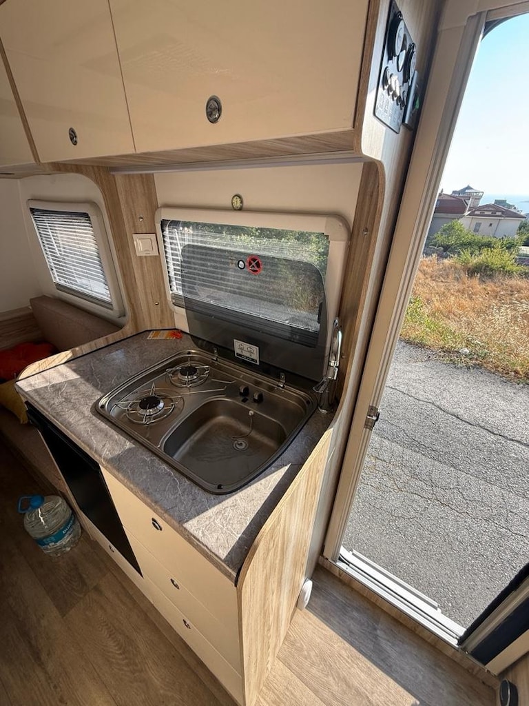 2025 model garantili çok temiz çekme karavan - 3