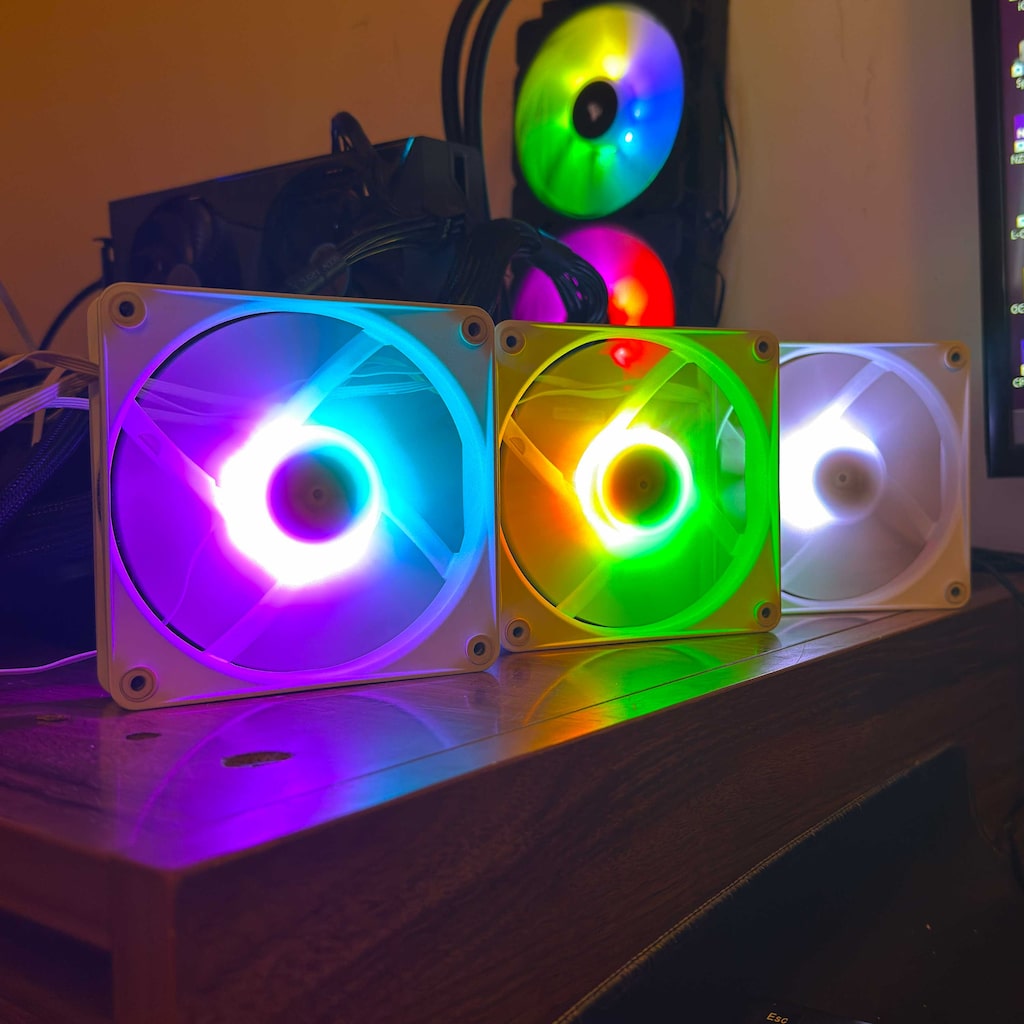 NZXT F120 RGB Core 120mm 3’lü Paket - Kontrolcülü Beyaz Kasa Fanı - 6