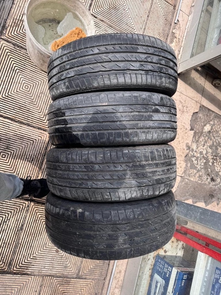 205/55/16 LAUFENN 4 adet yeni ayarında çıkma lastikler - 2