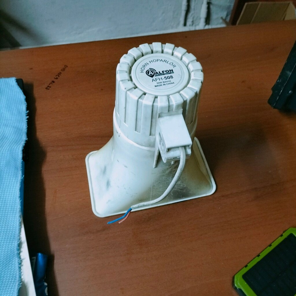Pazarcı anfisi için horn hoparlör.Alfon afh 508 8ohm ve 30watt. - 2
