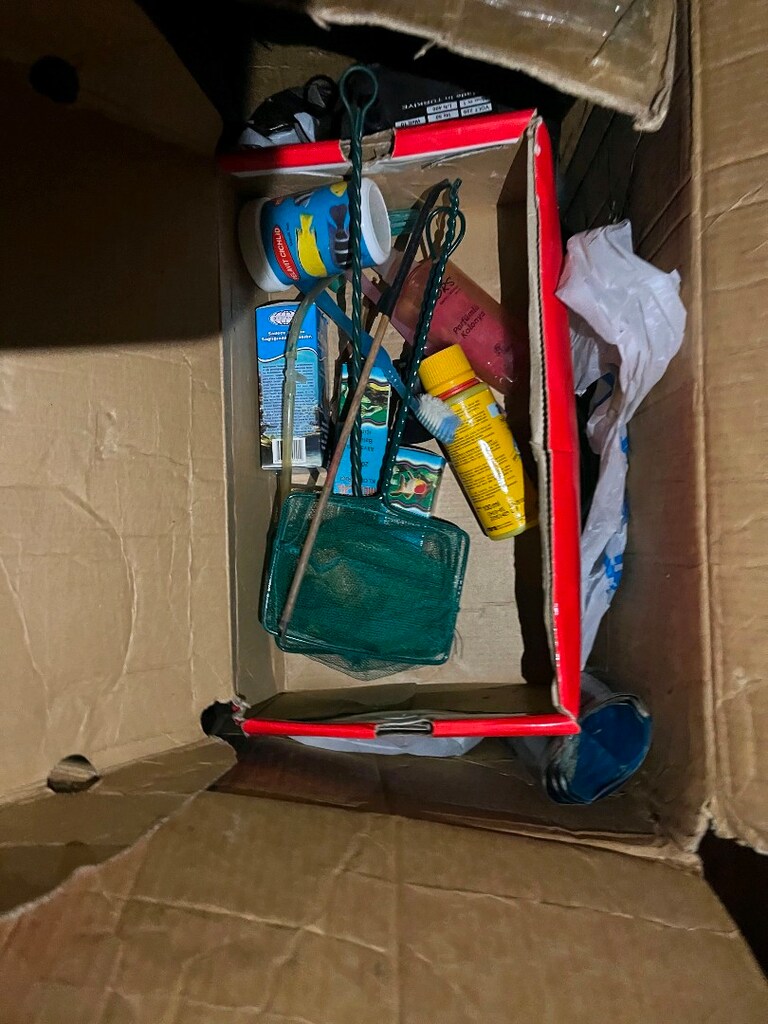 büyü boy dolaplı akvaryum malzemeleri yaninda hediye - 13