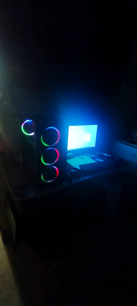 GAMİNG KASA. İ7 _16GB RAM_4GB RX 550_120 SSD+500 HDD_RGB KASA_GTA 5 - 8