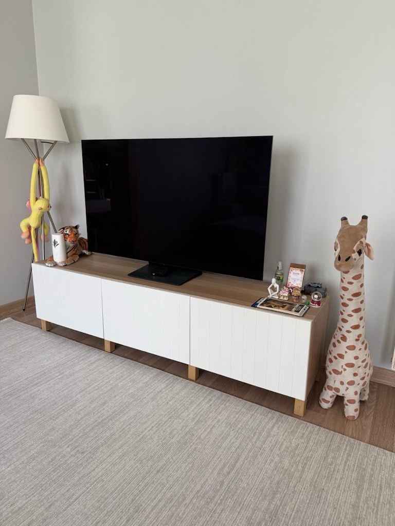 IKEA BESTA AYAKLI TV ÜNİTESİ - 2