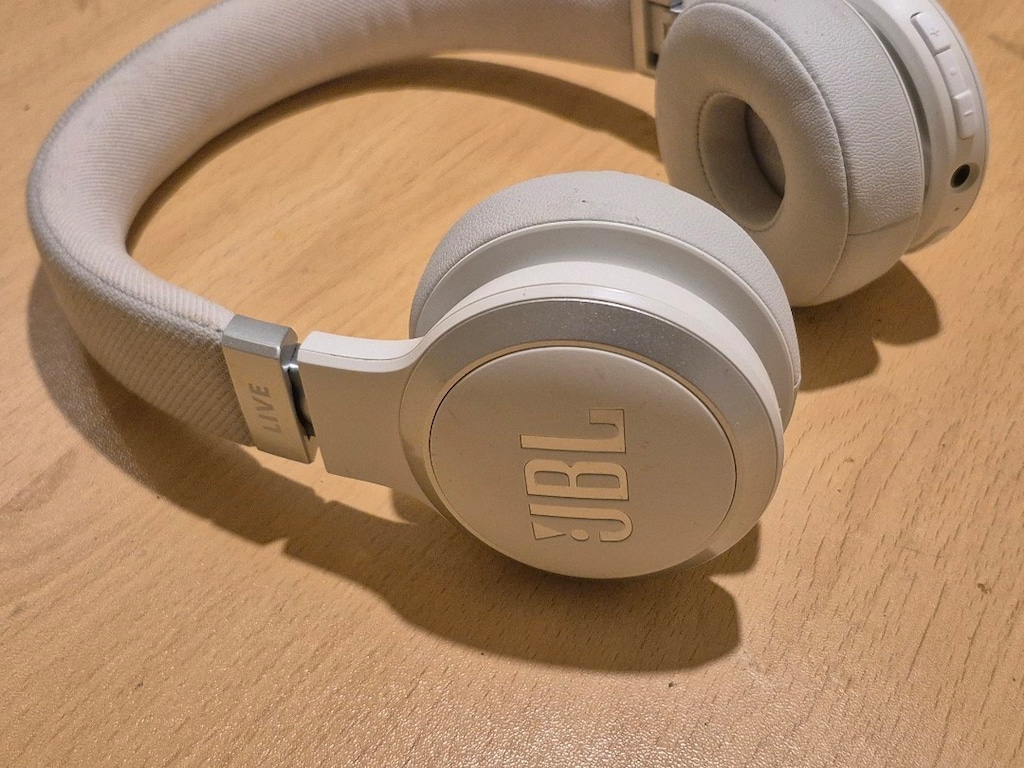 JBL Live 670NC Bluetooth Kulaklık - 7