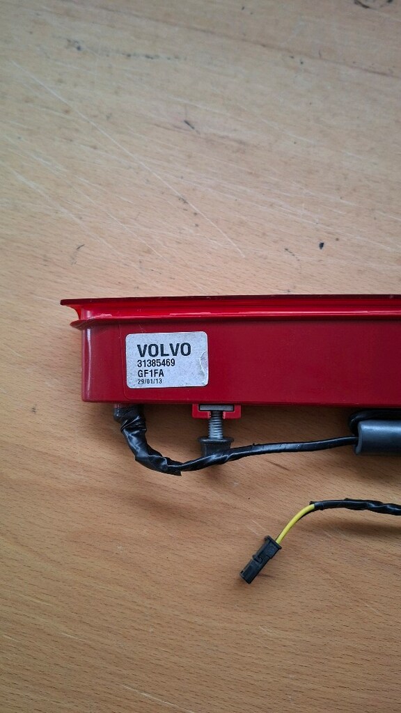 VOLVO V40 V40CC Arka Bagaj Kapağı Üçüncü Fren Lambası 2013-2019 arası. - 3