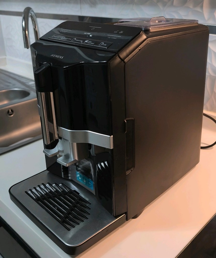 SIEMENS EQ300 KAHVE MAKİNESİ - 2