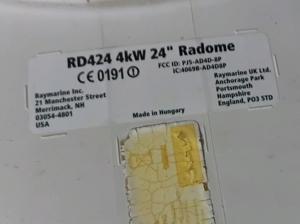Raymarine Model: RD424 Tip: Deniz radarı (Radome Radar) Güç: 4 - 7