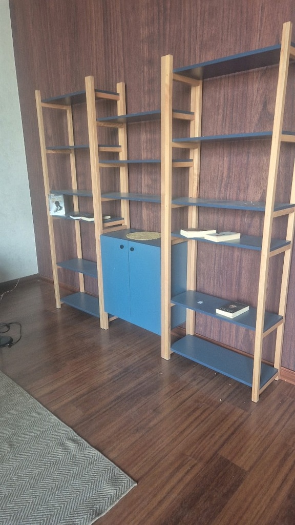 AĞAÇ KİTAPLIK - 3