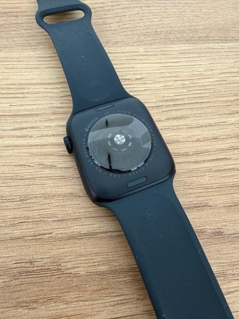 Apple Watch SE 2 44mm GPS Midnight %100 Pil Sağlığı - 3