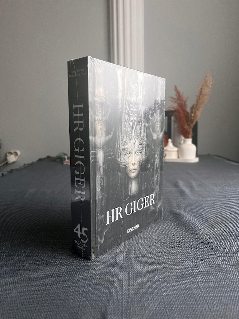 HR Giger İngilizce Sanat Kitap Taschen - 2