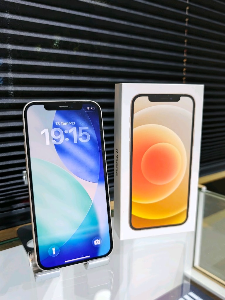 2 AY GARANTİLİ İPHONE 12 64 GB BEYAZ - 3