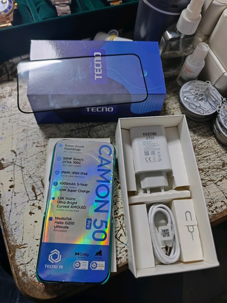Tecno camon 50 pro 8+8/256 GB YD - 6