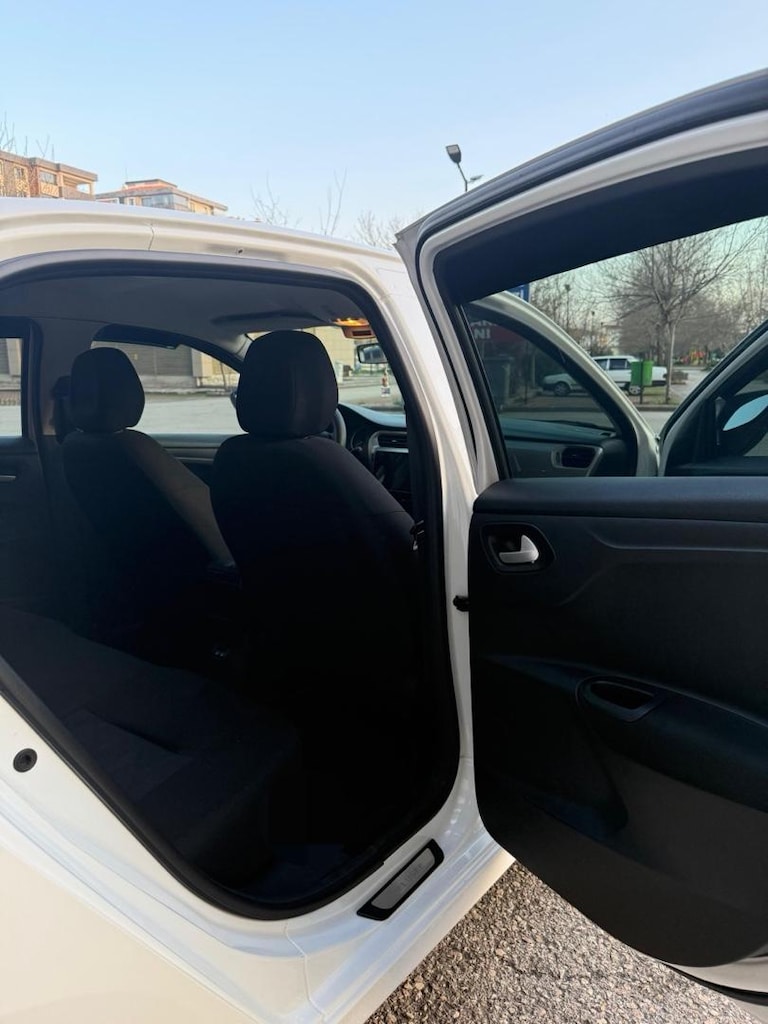Citroen C Elyeese - 9