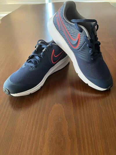 Nike koşu ayakkabısı