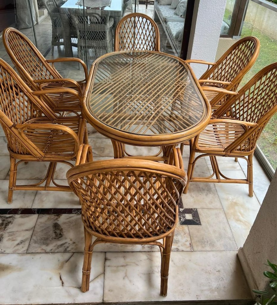 Vintage Rattan Bahçe Takımı – 6 Sandalyeli Cam Masalı Orijinal Takım